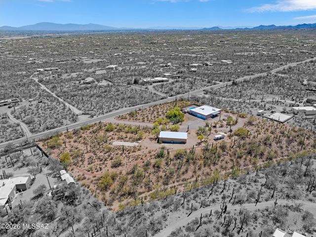7005 N Wade Road, Tucson, AZ 85743
