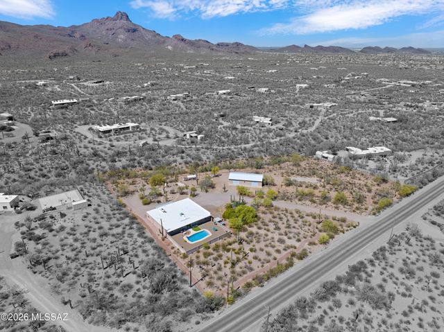 7005 N Wade Road, Tucson, AZ 85743