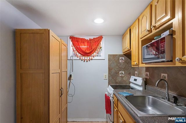 389-391 38th Street, Paterson, NJ 07504