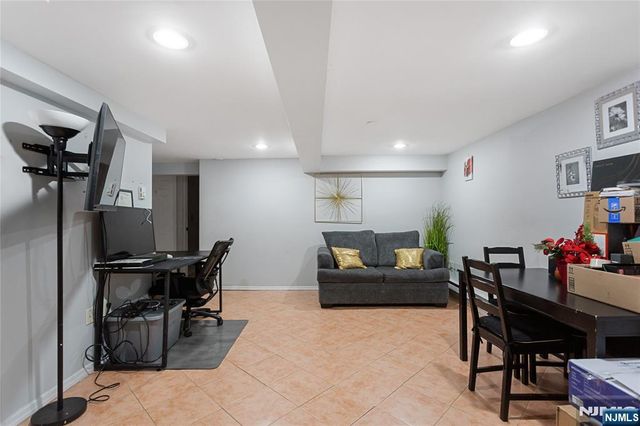 389-391 38th Street, Paterson, NJ 07504