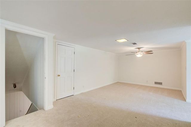 682 Ridgeview SW Drive, Lilburn, GA 30047