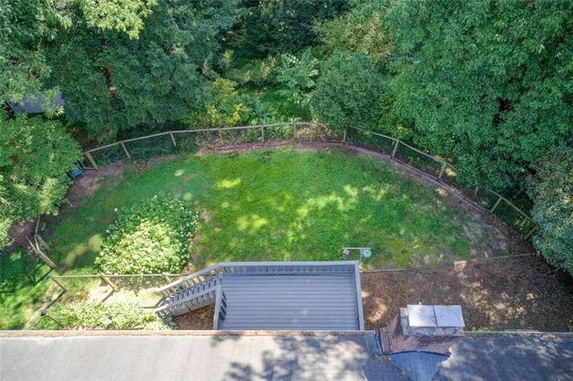 682 Ridgeview SW Drive, Lilburn, GA 30047