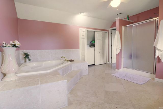 2649 Viehe Drive, Evansville, IN 47725