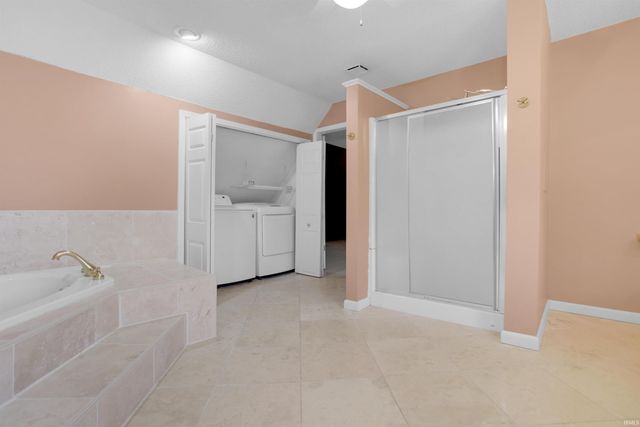 2649 Viehe Drive, Evansville, IN 47725