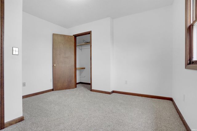 2649 Viehe Drive, Evansville, IN 47725
