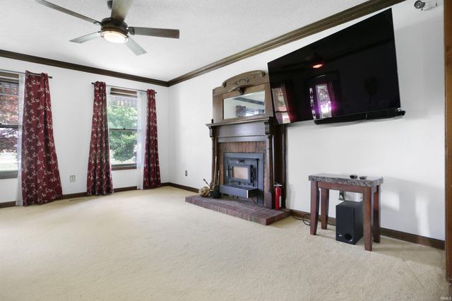 2649 Viehe Drive, Evansville, IN 47725