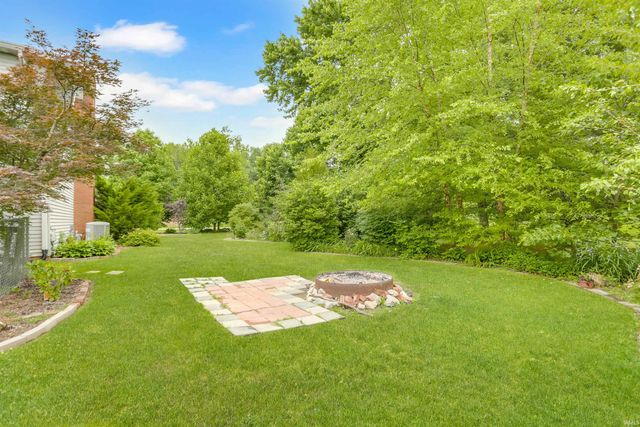 2649 Viehe Drive, Evansville, IN 47725