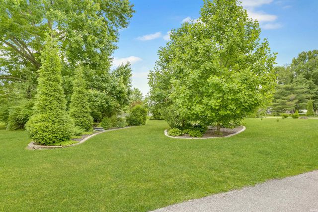 2649 Viehe Drive, Evansville, IN 47725