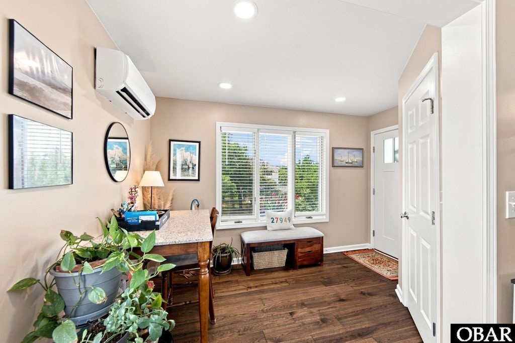 Image 24 of property listing at 4901 Palmer Drive, Kitty Hawk, NC 27949
