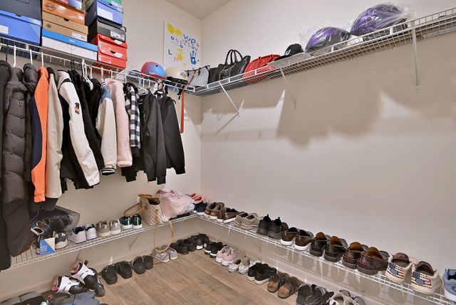 1381 Vineyard Lane, Pingree Grove, IL 60140