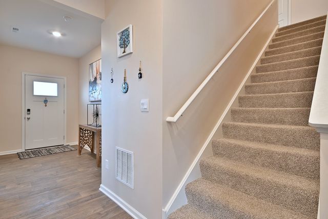 1381 Vineyard Lane, Pingree Grove, IL 60140