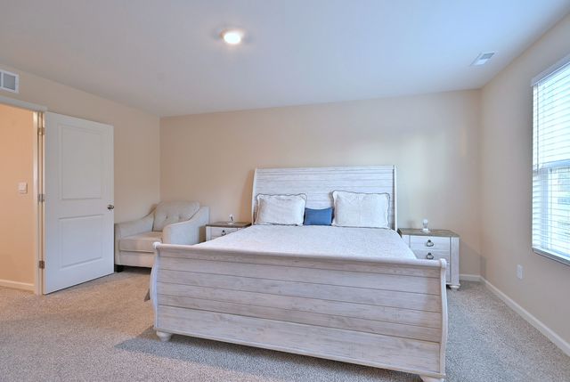 1381 Vineyard Lane, Pingree Grove, IL 60140