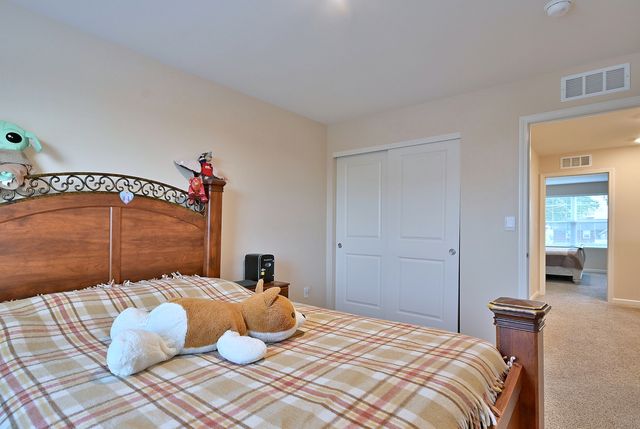 1381 Vineyard Lane, Pingree Grove, IL 60140