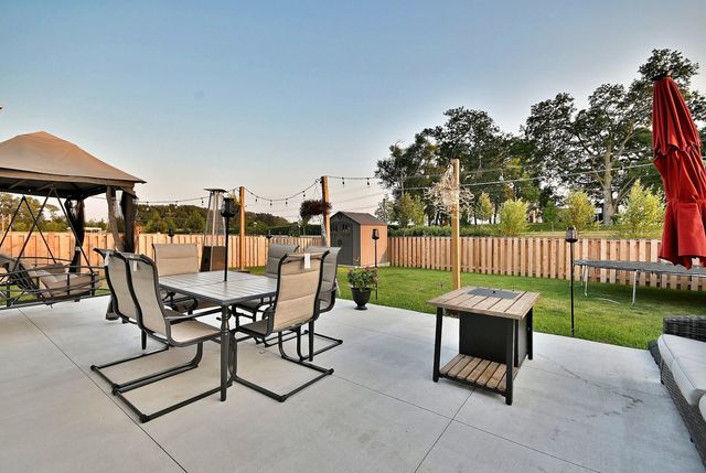 1381 Vineyard Lane, Pingree Grove, IL 60140