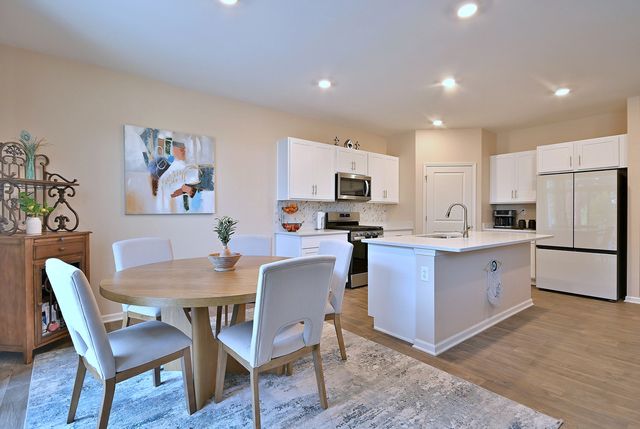 1381 Vineyard Lane, Pingree Grove, IL 60140