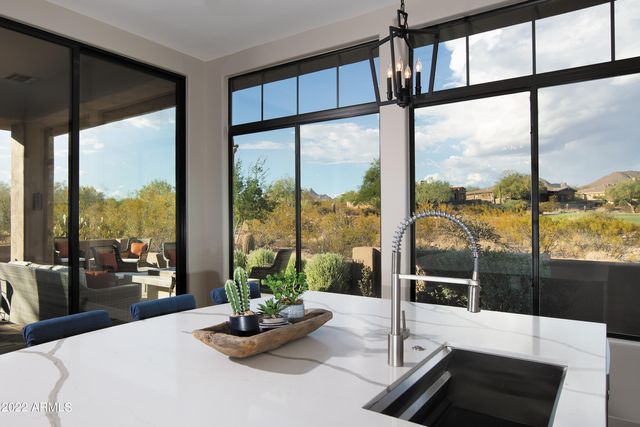 9270 E THOMPSON PEAK Parkway 346, Scottsdale, AZ 85255