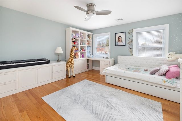 7 Thornewood Drive, Lincoln, RI 02865