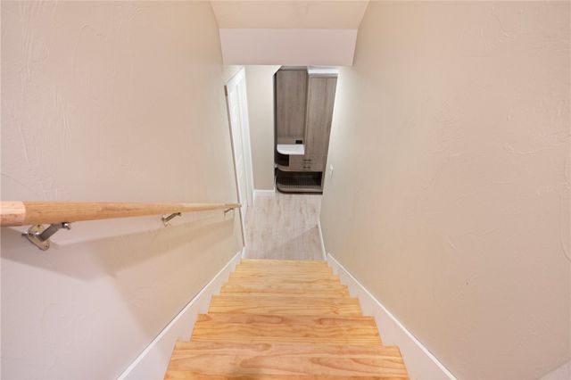 7 Thornewood Drive, Lincoln, RI 02865