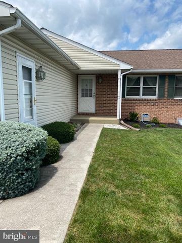 210 KENNEDY CT, Hanover, PA 17331