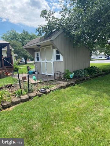 210 KENNEDY CT, Hanover, PA 17331