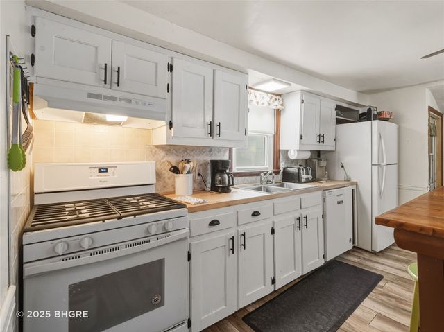 603 E Dewitt Street, Pleasantville, IA 50225