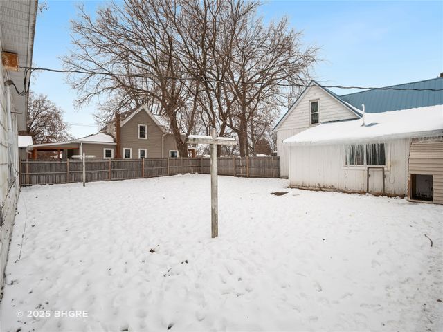 603 E Dewitt Street, Pleasantville, IA 50225
