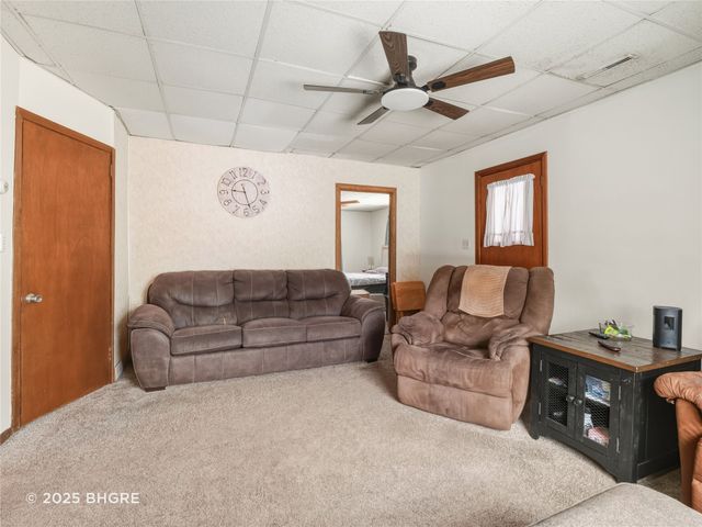 603 E Dewitt Street, Pleasantville, IA 50225