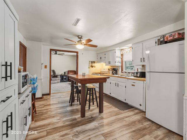 603 E Dewitt Street, Pleasantville, IA 50225