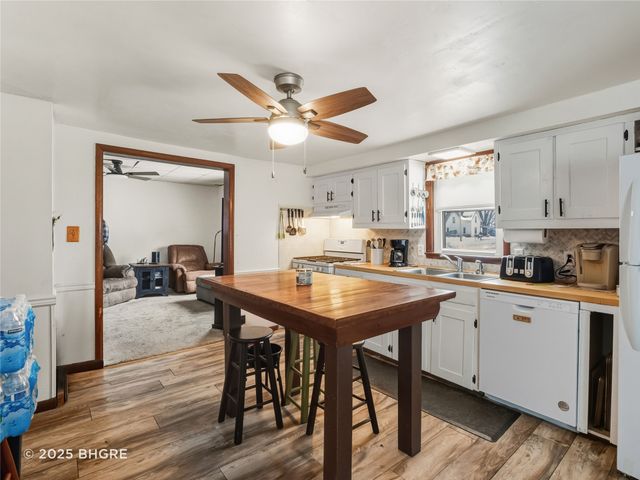 603 E Dewitt Street, Pleasantville, IA 50225