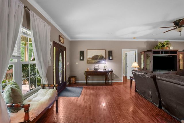 90 King Road, Weaverville, NC 28787