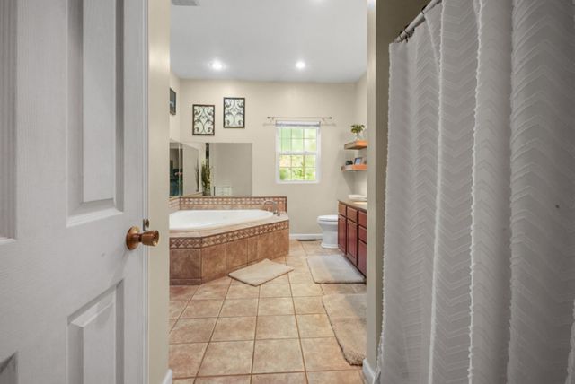 90 King Road, Weaverville, NC 28787