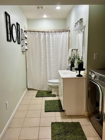 90 King Road, Weaverville, NC 28787