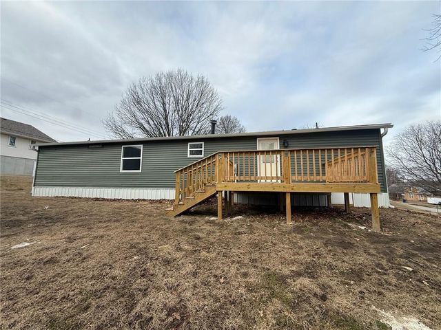 104 E Missouri Street, Oregon, MO 64473