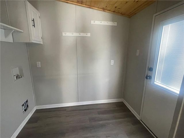 104 E Missouri Street, Oregon, MO 64473