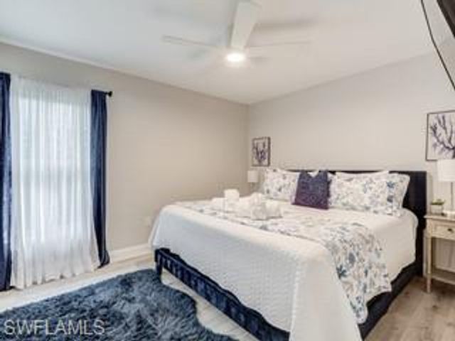 240 Nature View CT, Fort Myers Beach, FL 33931