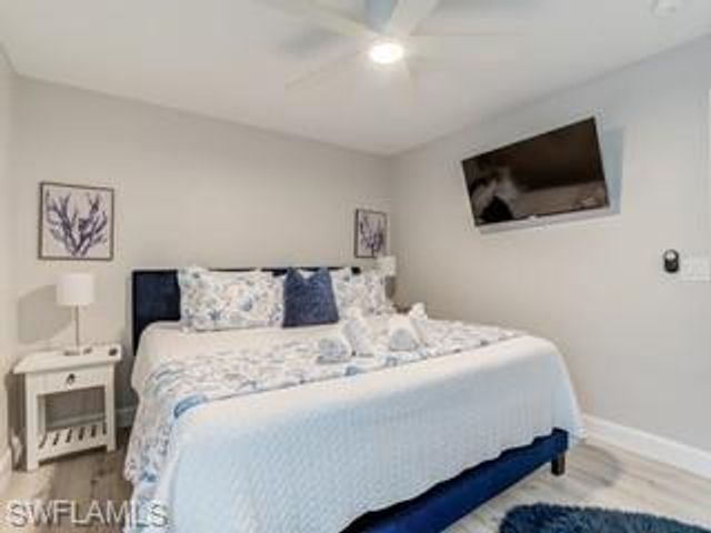 240 Nature View CT, Fort Myers Beach, FL 33931