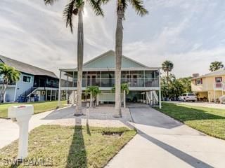 240 Nature View CT, Fort Myers Beach, FL 33931