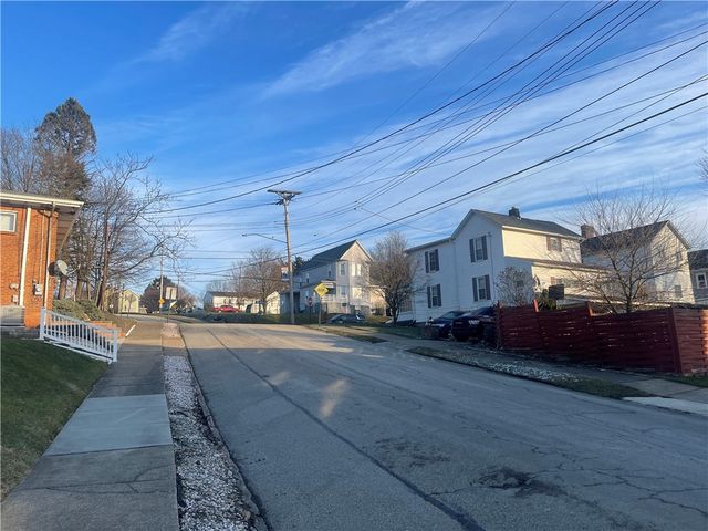 339 Maple Ave, Blairsville Area, PA 15717