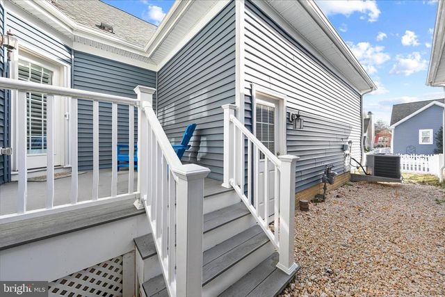 210 HERITAGE BLVD, Milton, DE 19968