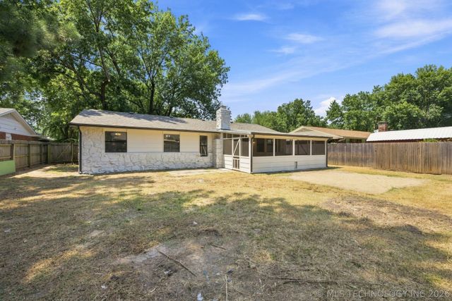 4409 Firewood Avenue, Broken Arrow, OK 74011