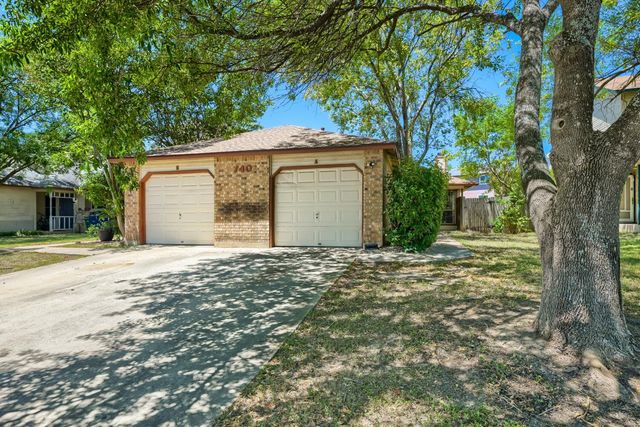 740 Simonetti DR A, Austin, TX 78748