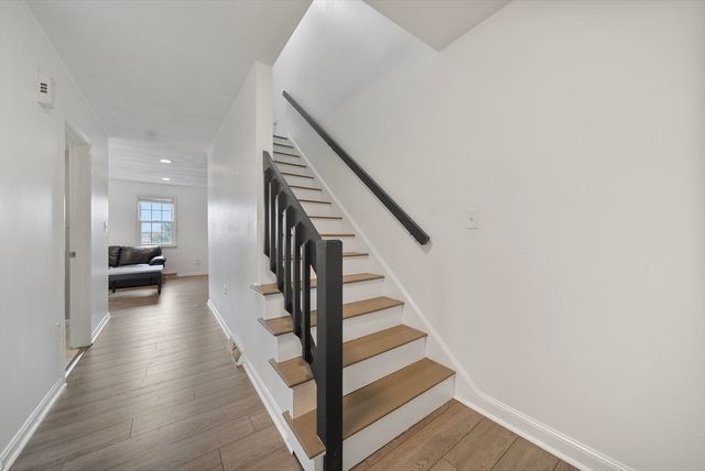 45 Washington St 55, Methuen, MA 01844