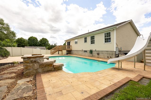 45 Nicole Lane, Wingdale, NY 12594