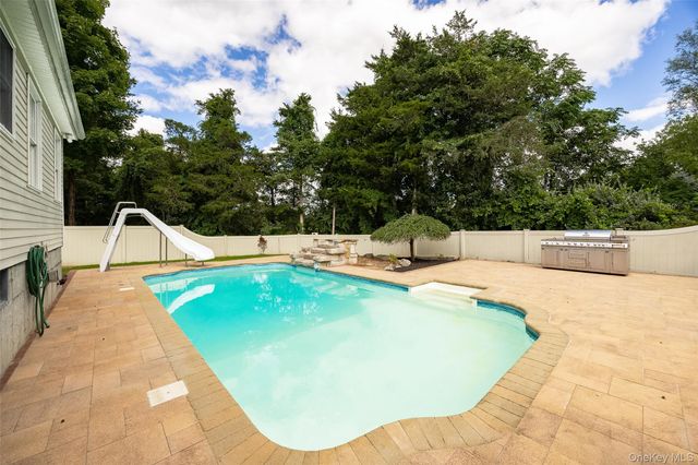 45 Nicole Lane, Wingdale, NY 12594