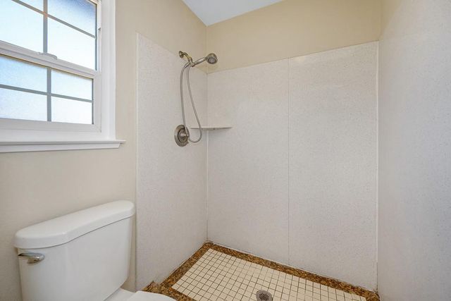 8954 Park Trail Dr, Elk Grove, CA 95624