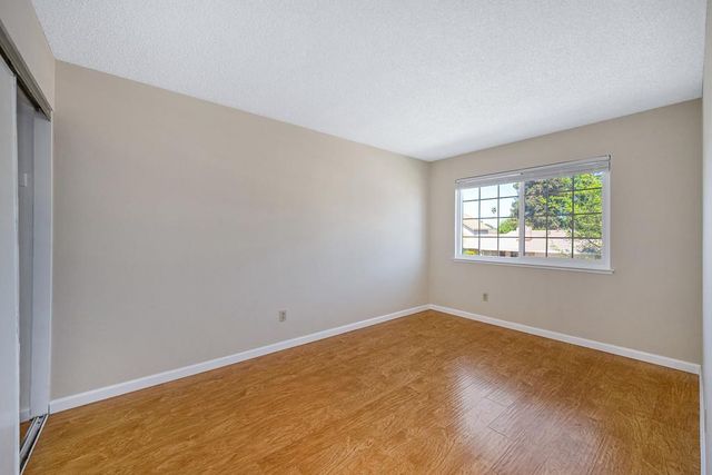 8954 Park Trail Dr, Elk Grove, CA 95624