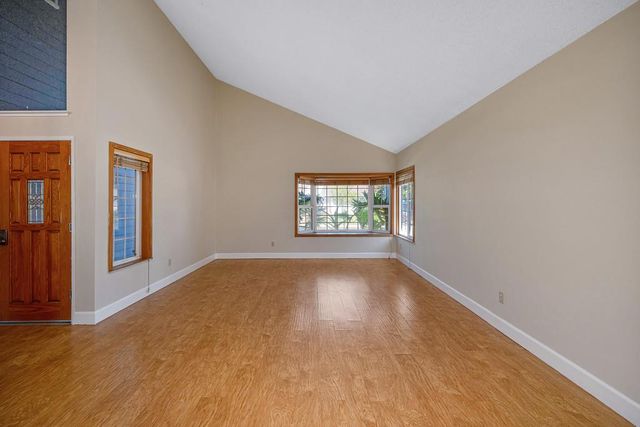 8954 Park Trail Dr, Elk Grove, CA 95624