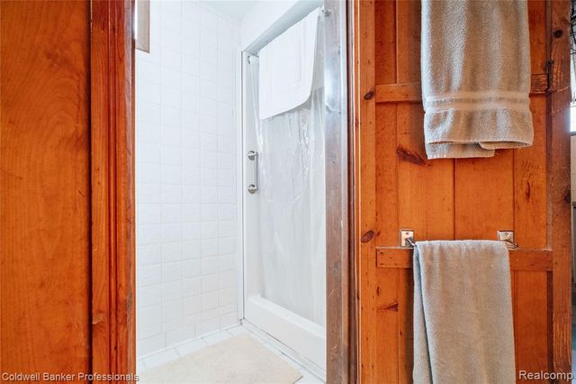 3313 Hollywood Street, Dearborn, MI 48124