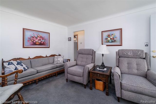 3313 Hollywood Street, Dearborn, MI 48124