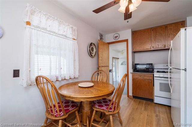 3313 Hollywood Street, Dearborn, MI 48124
